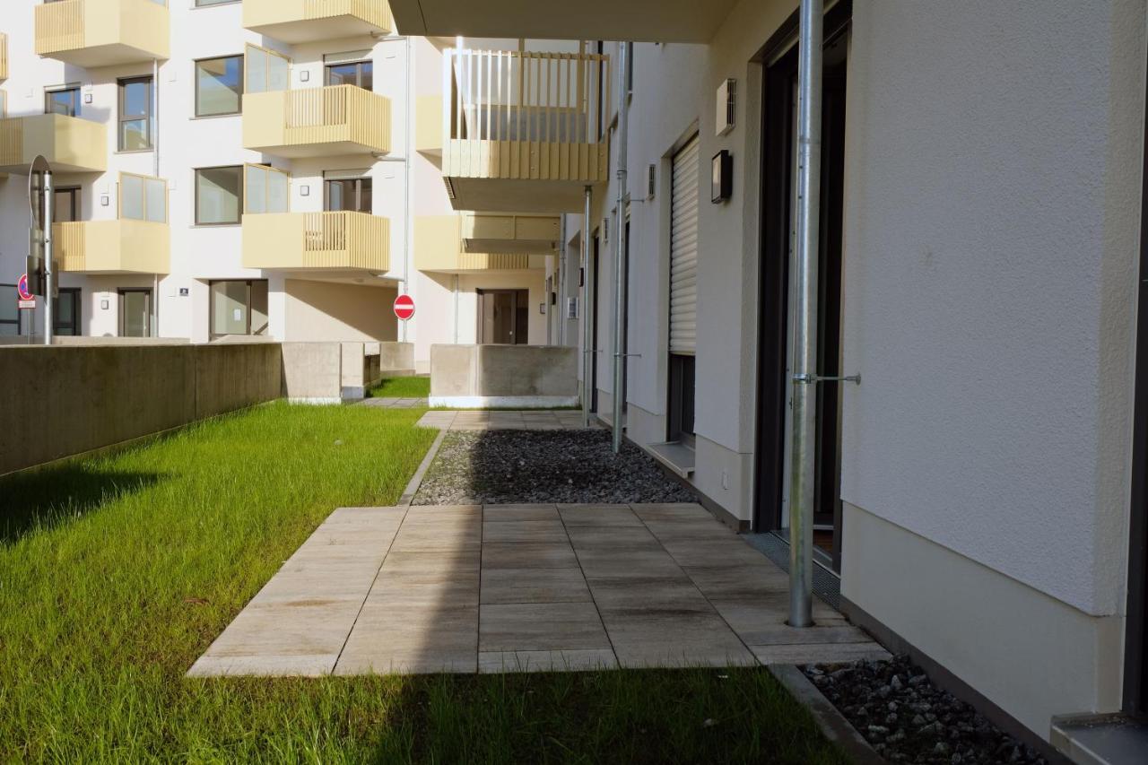 Design Apartment Nr 2 Mit Terrasse Und Parkplatz Straubing Ngoại thất bức ảnh